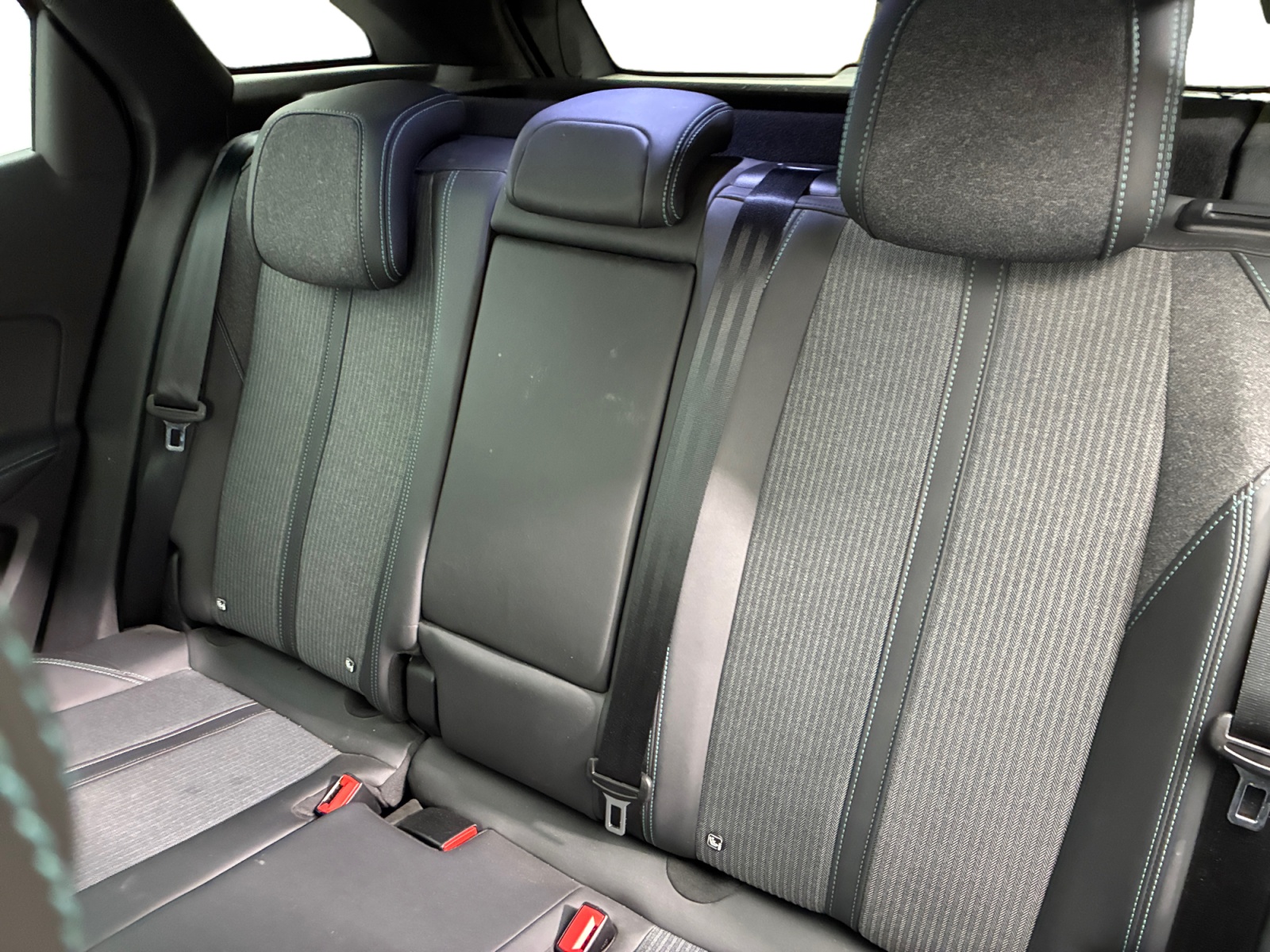 PEUGEOT 3008 BlueHDi 130ch S&S EAT8 Allure Pack 2023