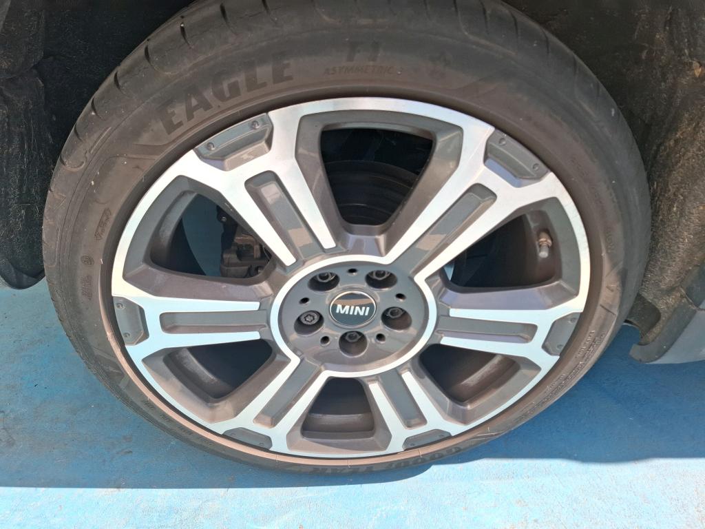 MINI COUNTRYMAN F60 LCI 136 ch BVA7 Cooper Essential 2023