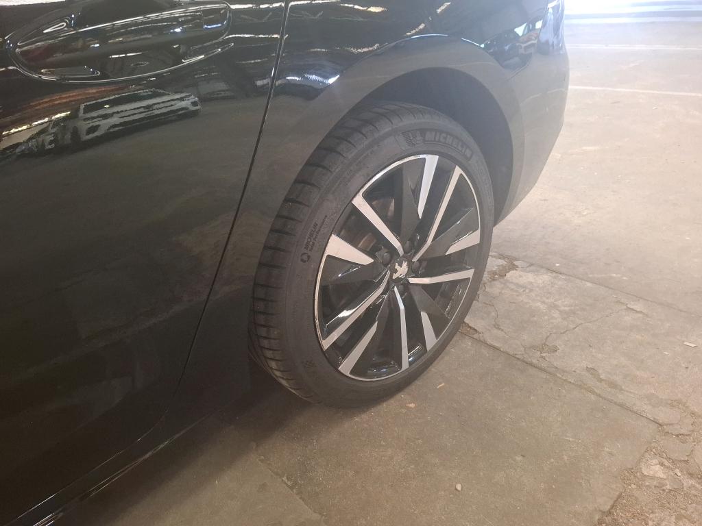 PEUGEOT 508 Hybrid 225 e-EAT8 GT 2023