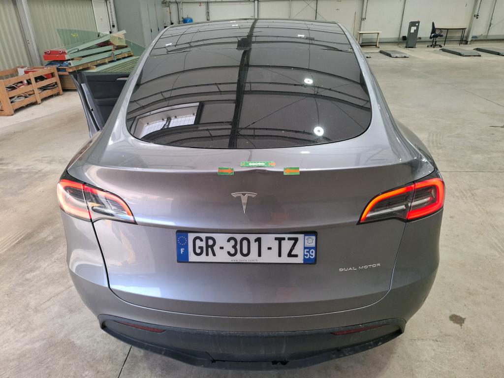TESLA  2023