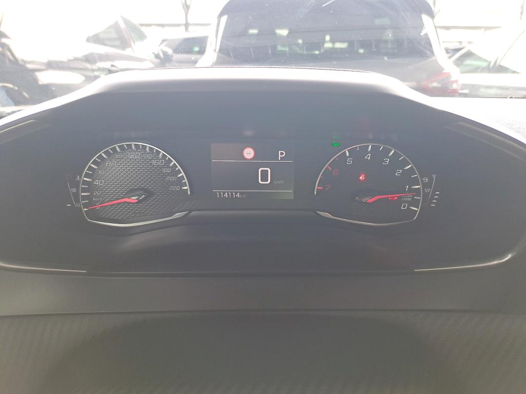 PEUGEOT 2008 PureTech 130 S&S EAT8 Active Pack 2022