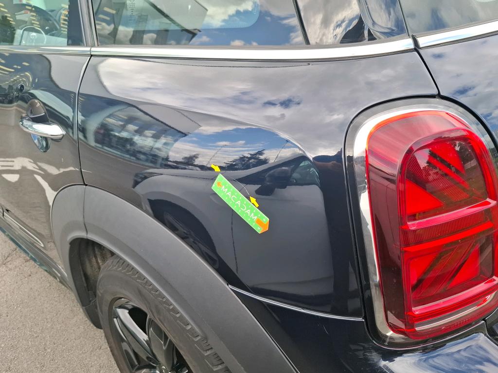 MINI COUNTRYMAN F60 LCI 116 ch BVA7 One D Essential 2021
