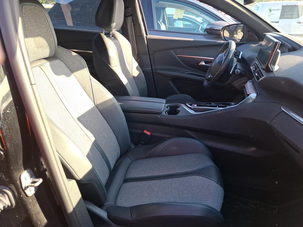 PEUGEOT 5008 Hybrid 136 e-DCS6 Allure Pack 2024