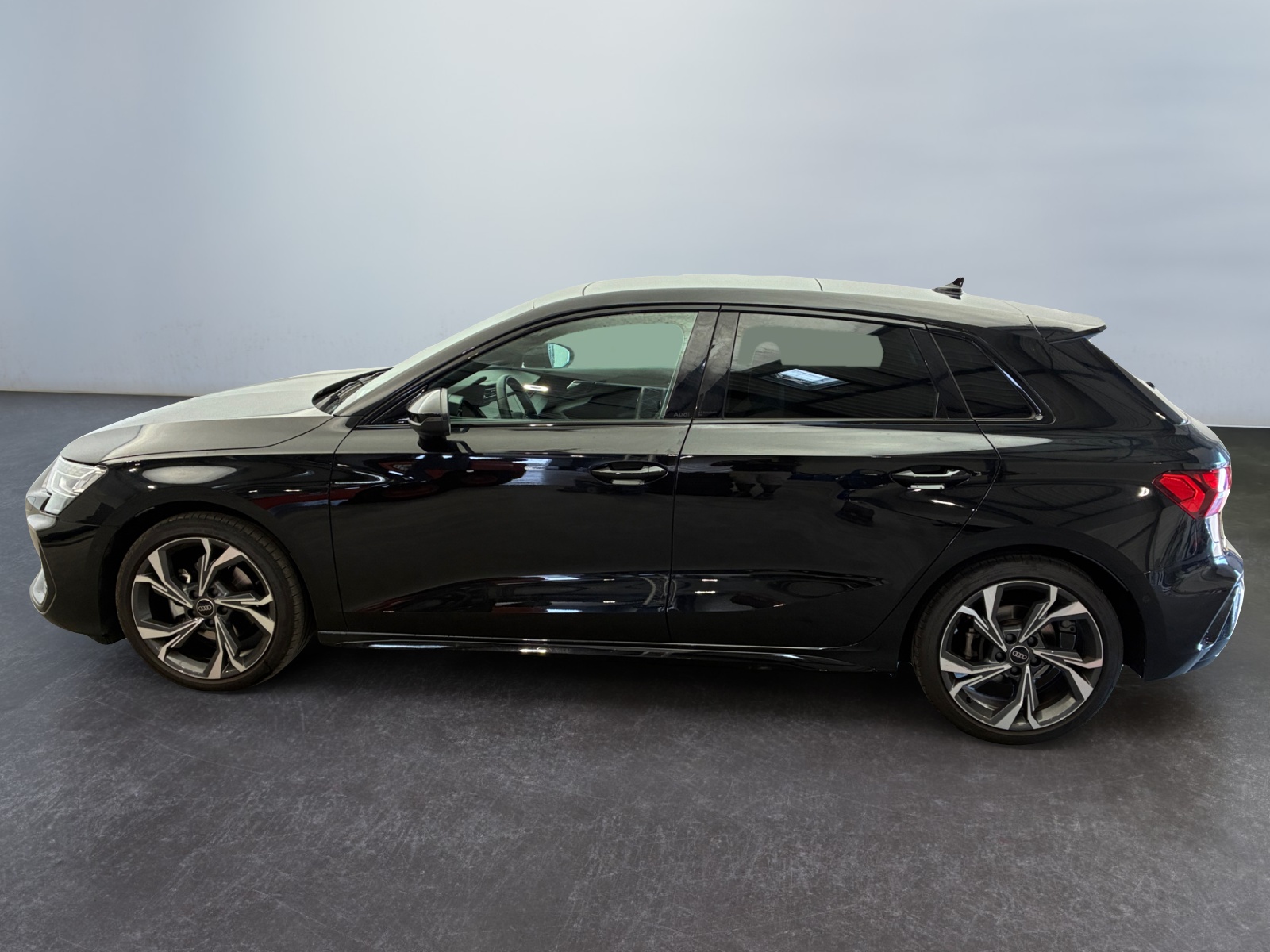 AUDI A3 SPORTBACK 2024