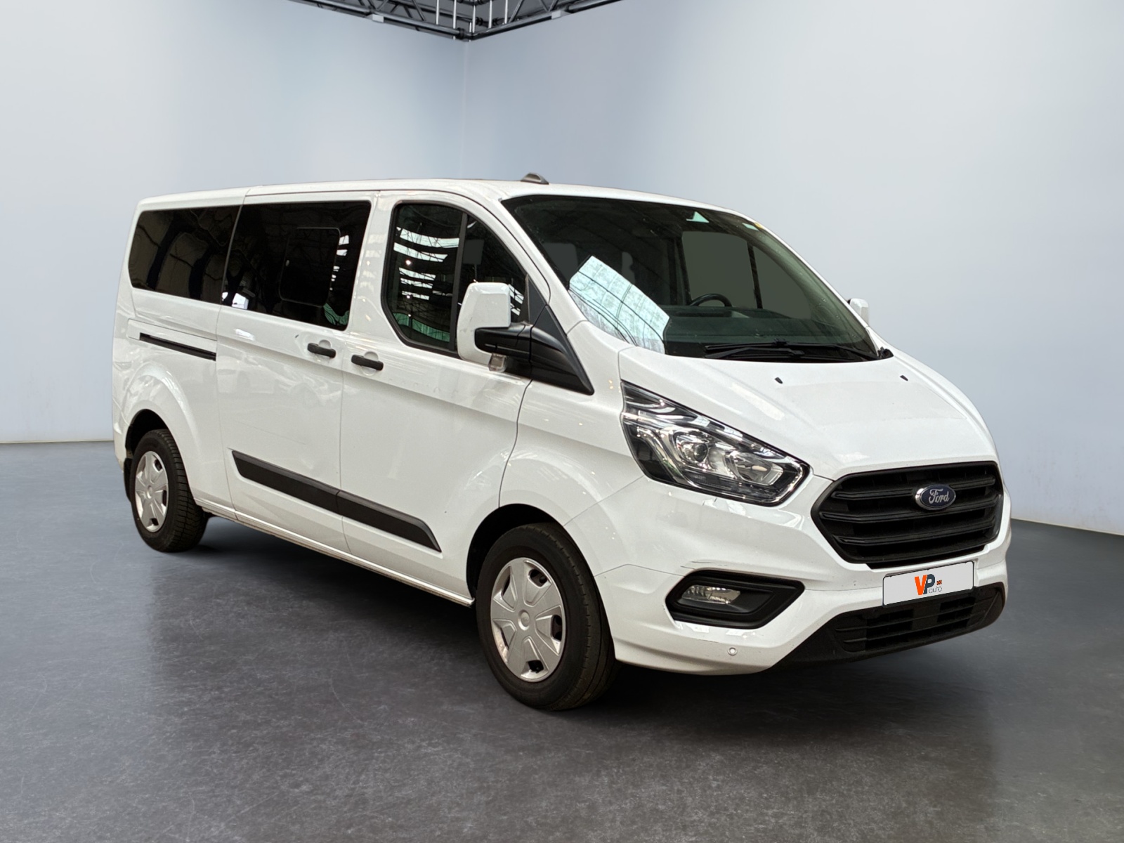 FORD TRANSIT Custom Kombi 320 L2H1 2.0 EcoBlue 130 Trend Business 2020