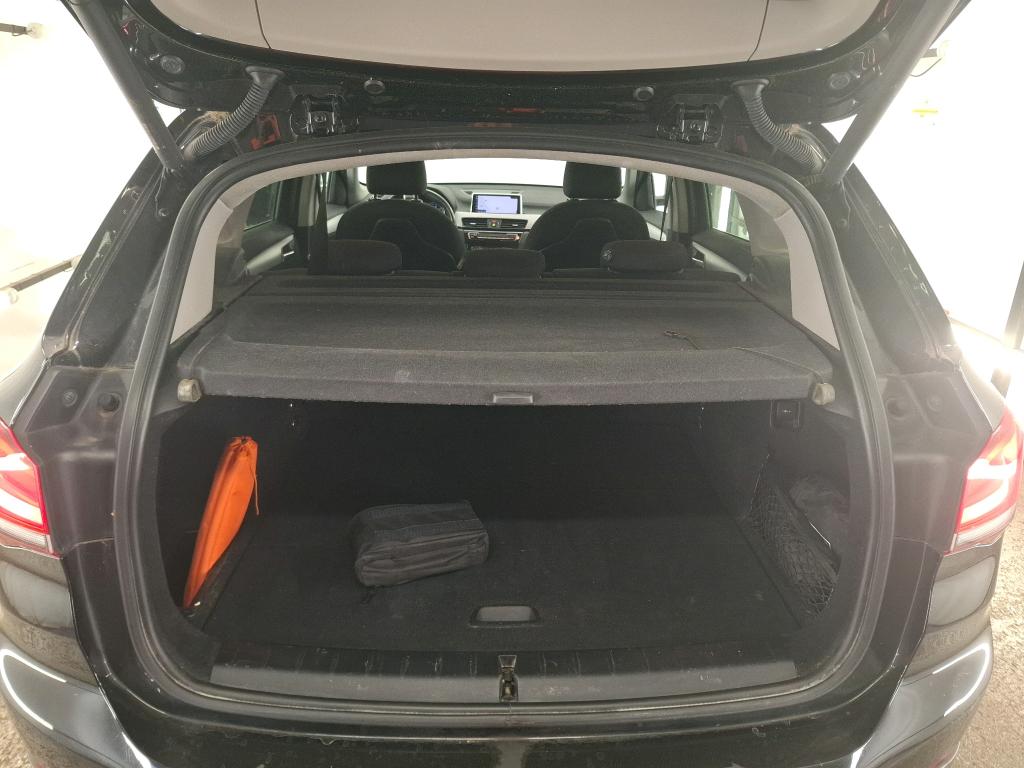 BMW X1. X1 F48 LCI sDrive 18d 150 ch BVA8 Business Design 2022