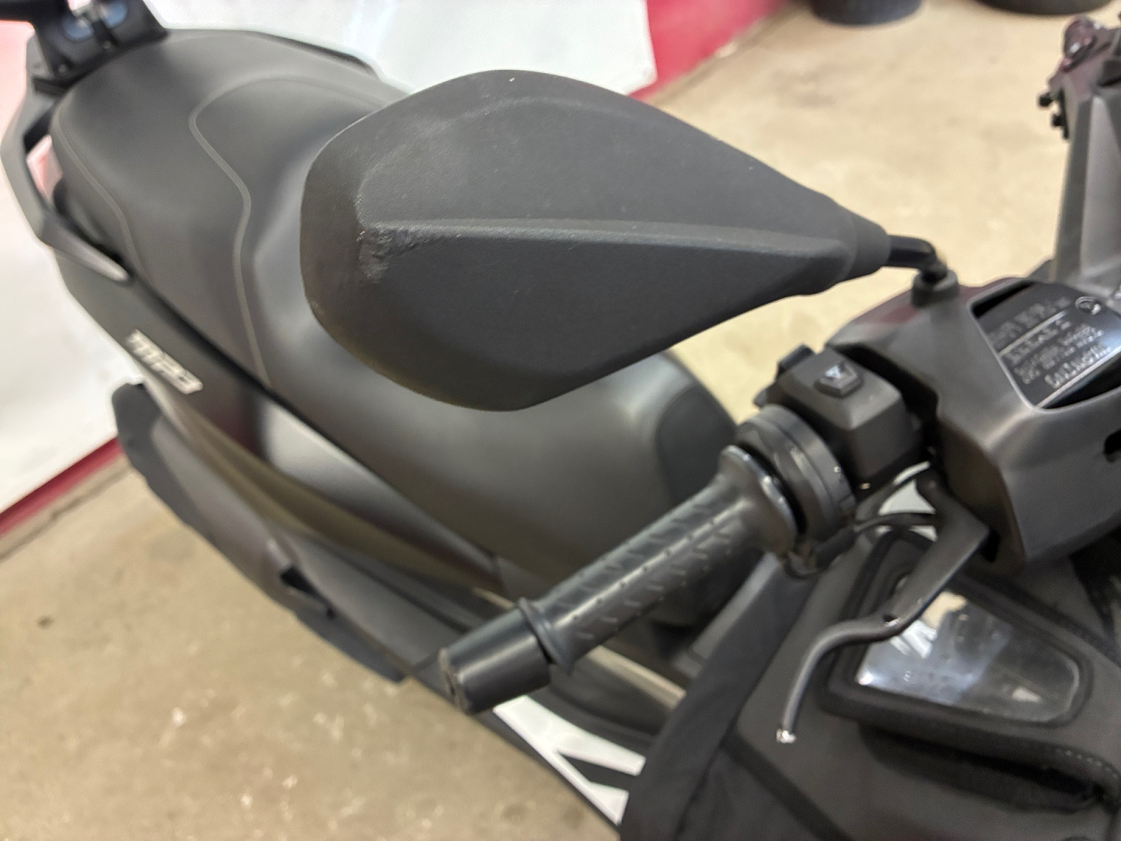 PIAGGIO MP3 530 HPE Exclusive 2024