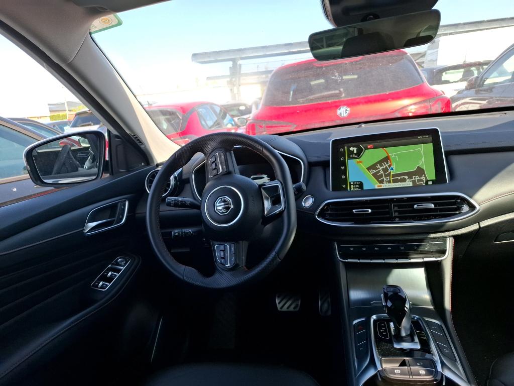 MG EHS 1.5T GDI PHEV Luxury 2024