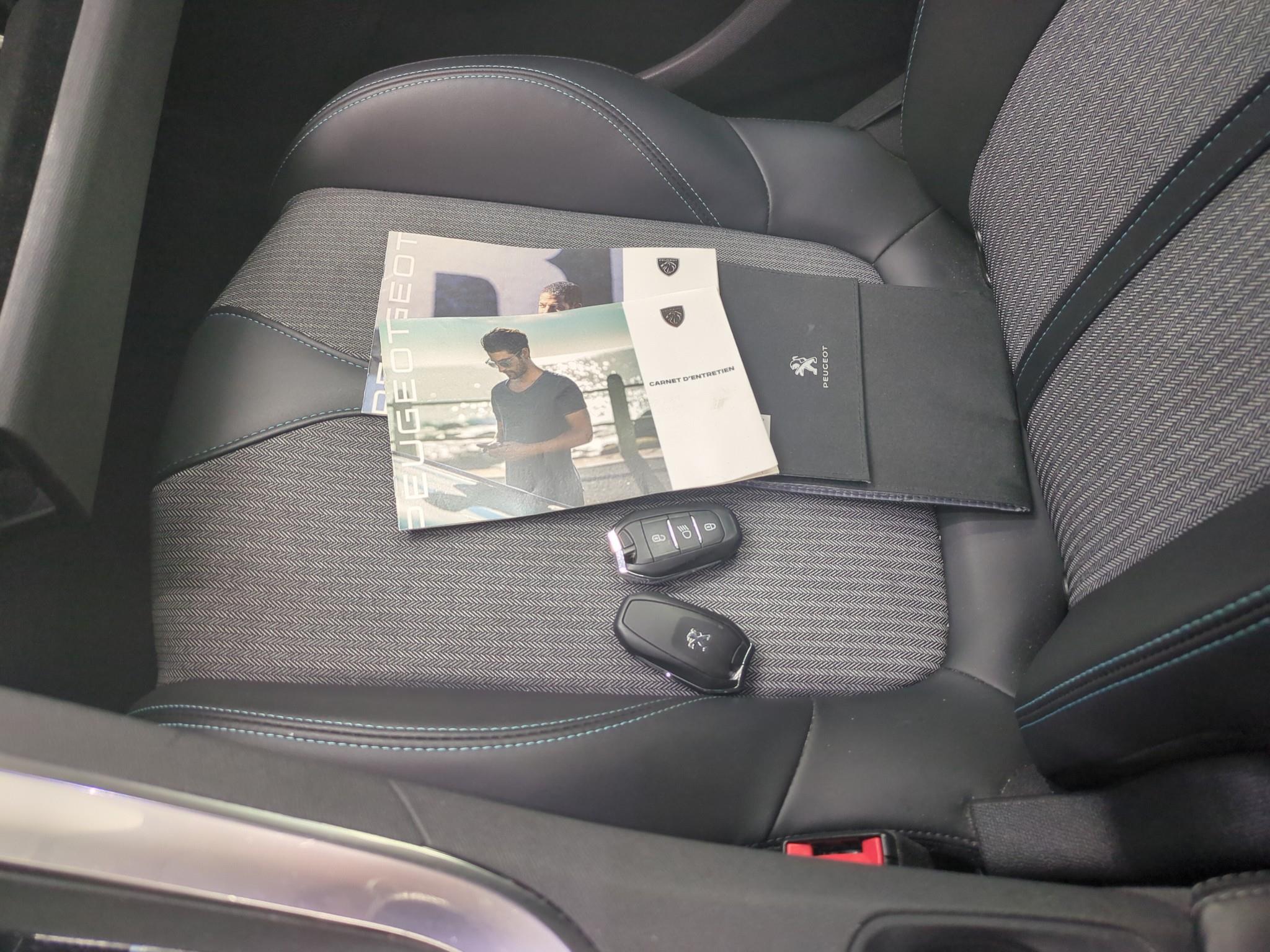 PEUGEOT 3008 Puretech 130ch S&S EAT8 Allure Pack 2022