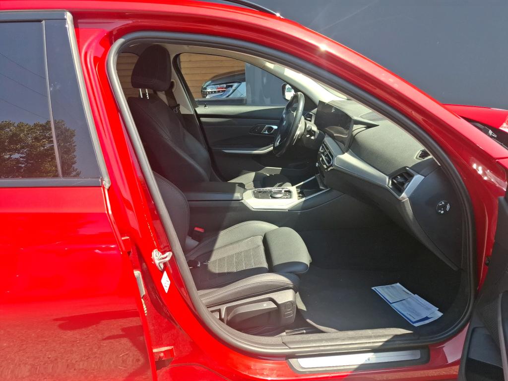 BMW SERIE 3 TOURING G21 LCI 320e 204 ch BVA8 Business Design 2023