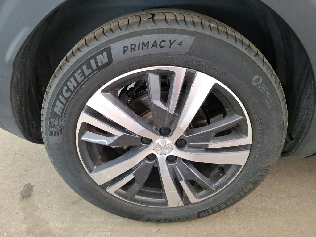 PEUGEOT 3008 Hybrid 225 e-EAT8 Allure Pack 2022