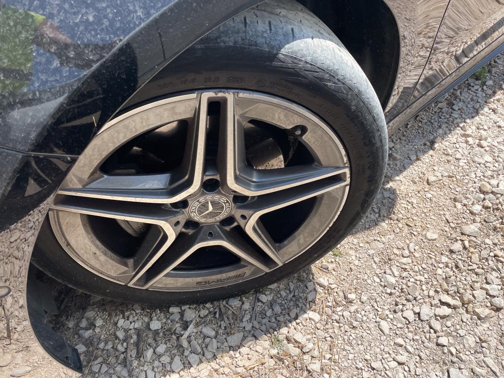 MERCEDES-BENZ CLASSE A 200 AMG Line 2024