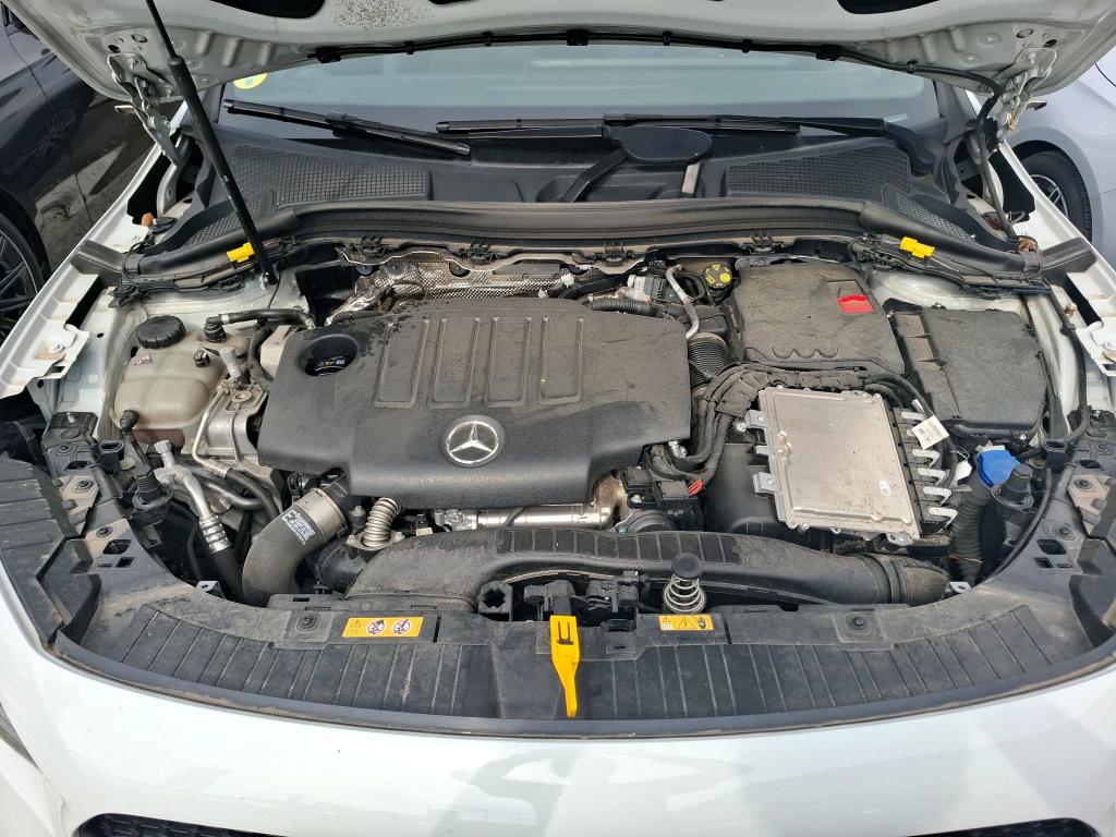 MERCEDES-BENZ MERCEDES GLA II 200 d 8G-DCT Progressive Line 2023