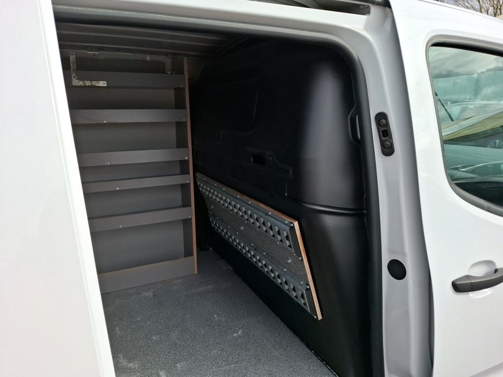 PEUGEOT PARTNER FGN FOURGON E-PARTNER XL 750 KG 136 CH BATTERIE 50 KWH - 2023
