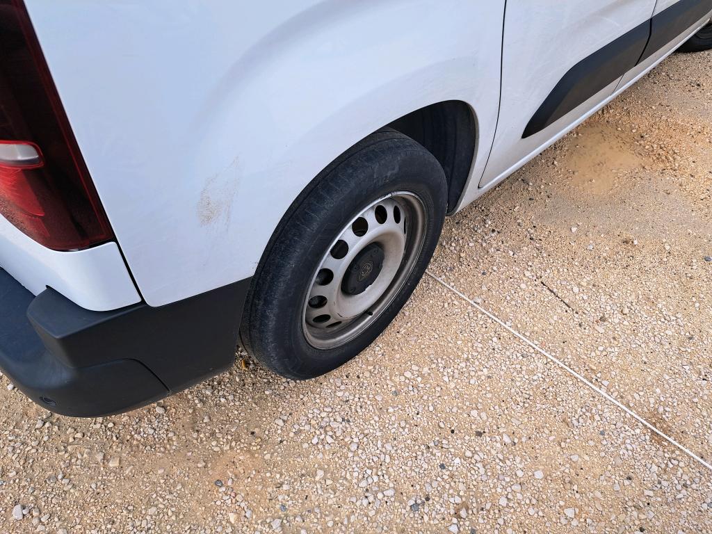 CITROEN BERLINGO VAN TAILLE M 650KG BLUEHDI 100 S&S BVM6 - 2024