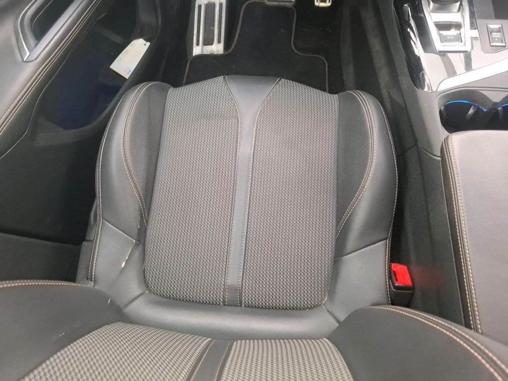 PEUGEOT 5008 BlueHDi 130ch S&S EAT8 GT 2022