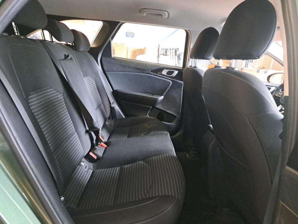 KIA CEED SW 1.6 CRDi 136 ch MHEV iBVM6 Active 2023
