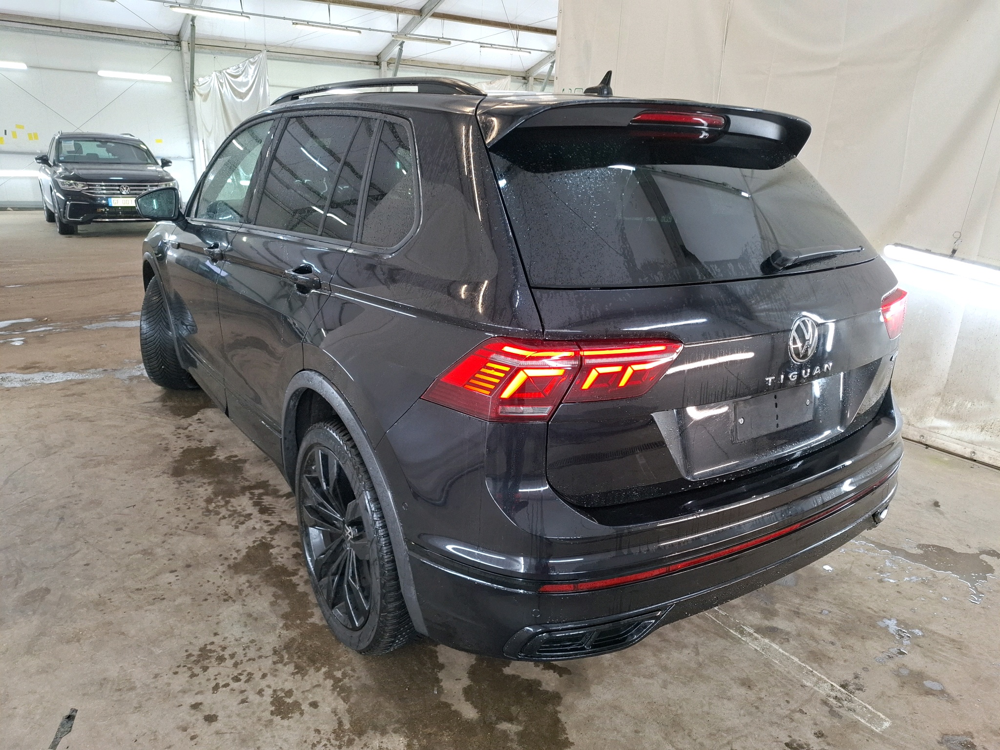 VOLKSWAGEN TIGUAN 2.0 TDI 200ch DSG7 4Motion R-Line 2021