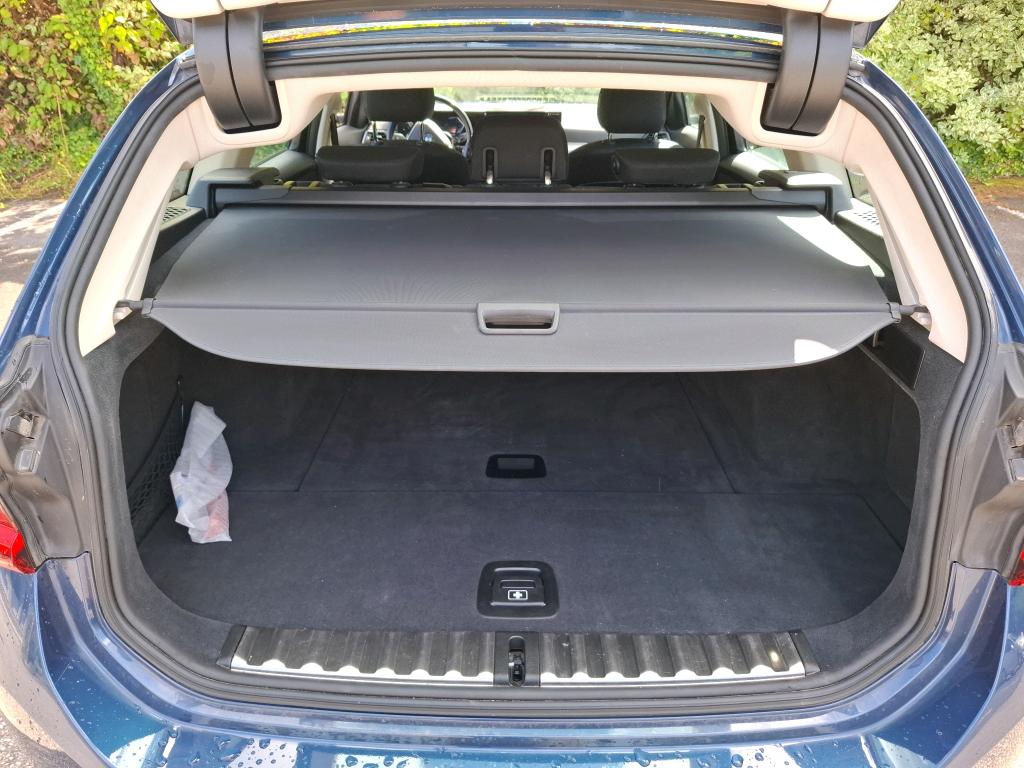 BMW SERIE 3 TOURING G21 LCI 318d 150 ch BVA8 Lounge 2023