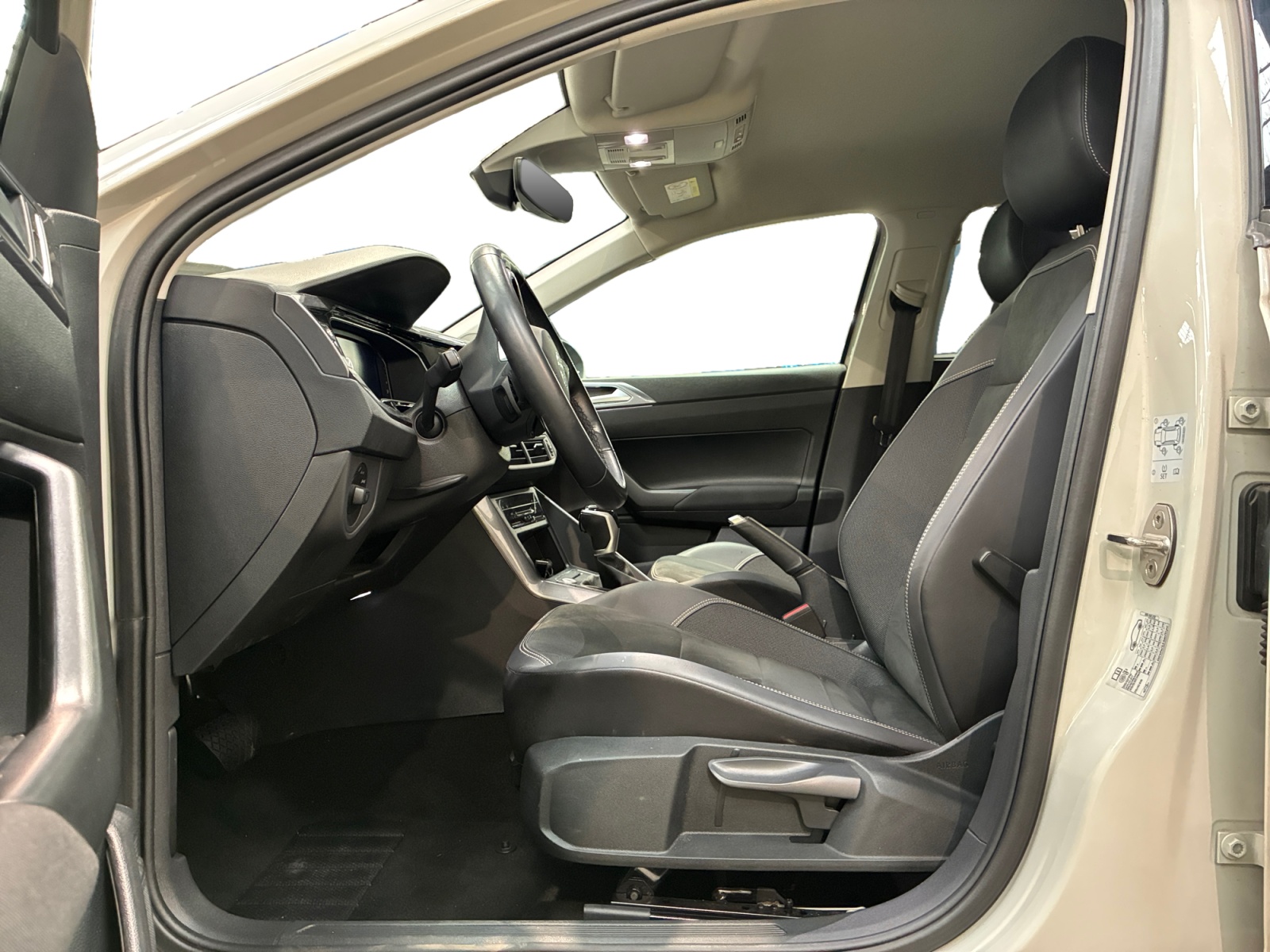 VOLKSWAGEN Taigo 1.0 TSI 110 DSG7 Style 2023