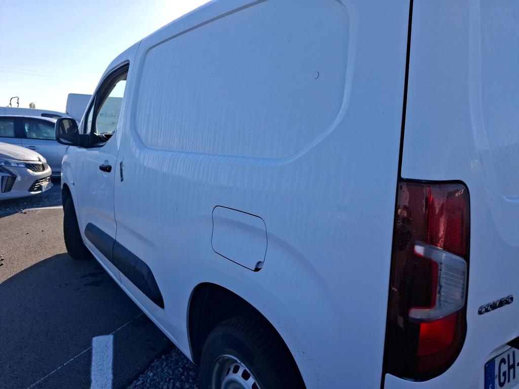 OPEL COMBO CARGO 1.5 100 CH S/S L1H1 BVM6 STANDARD PACK CLIM 2022