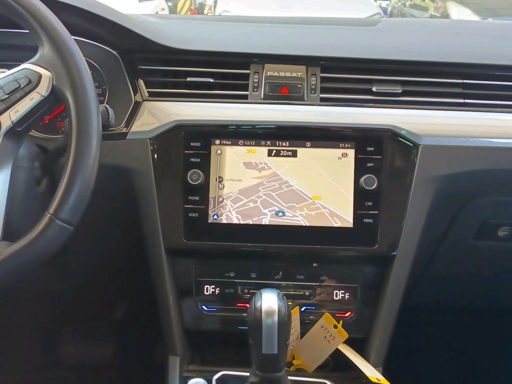VOLKSWAGEN PASSAT SW 2.0 TDI EVO SCR 150 DSG7 Life Plus 2023