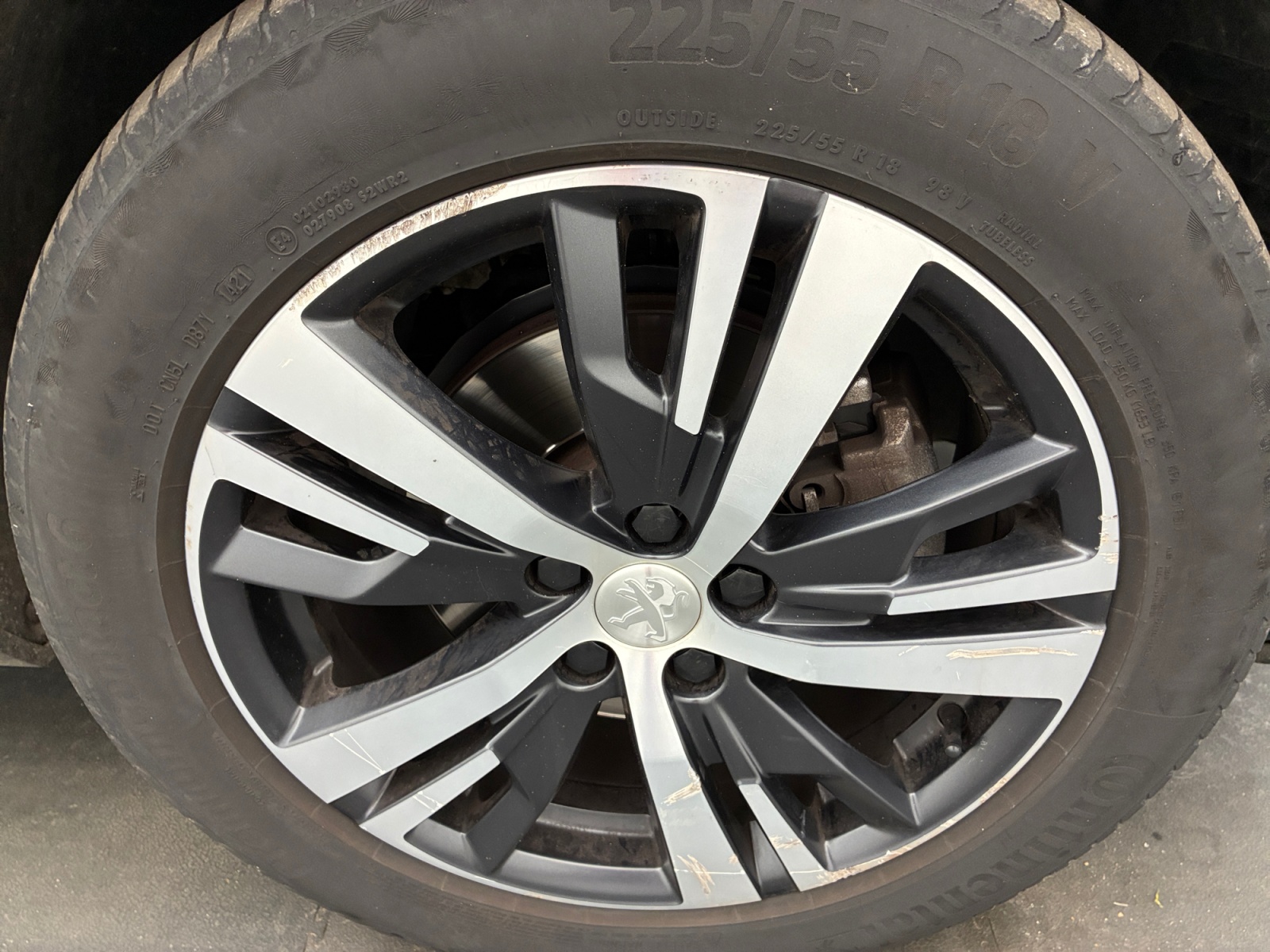 PEUGEOT 5008 1.2 PureTech 130ch S&S BVM6 GT Line 7 pl 2017