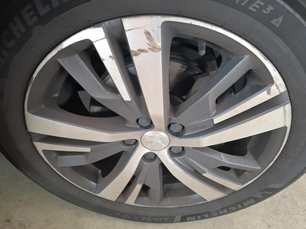 PEUGEOT 3008 BlueHDi 130ch S&S EAT8 Allure 2022
