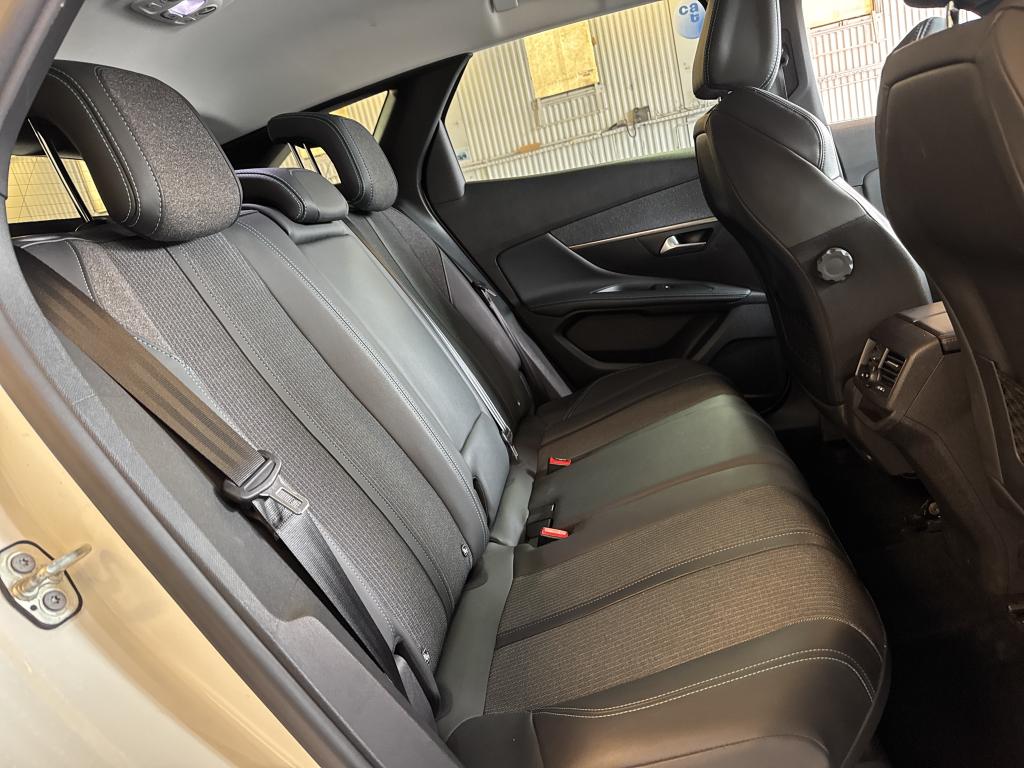 PEUGEOT 3008 Puretech 130ch S&S EAT8 Allure Pack 2022