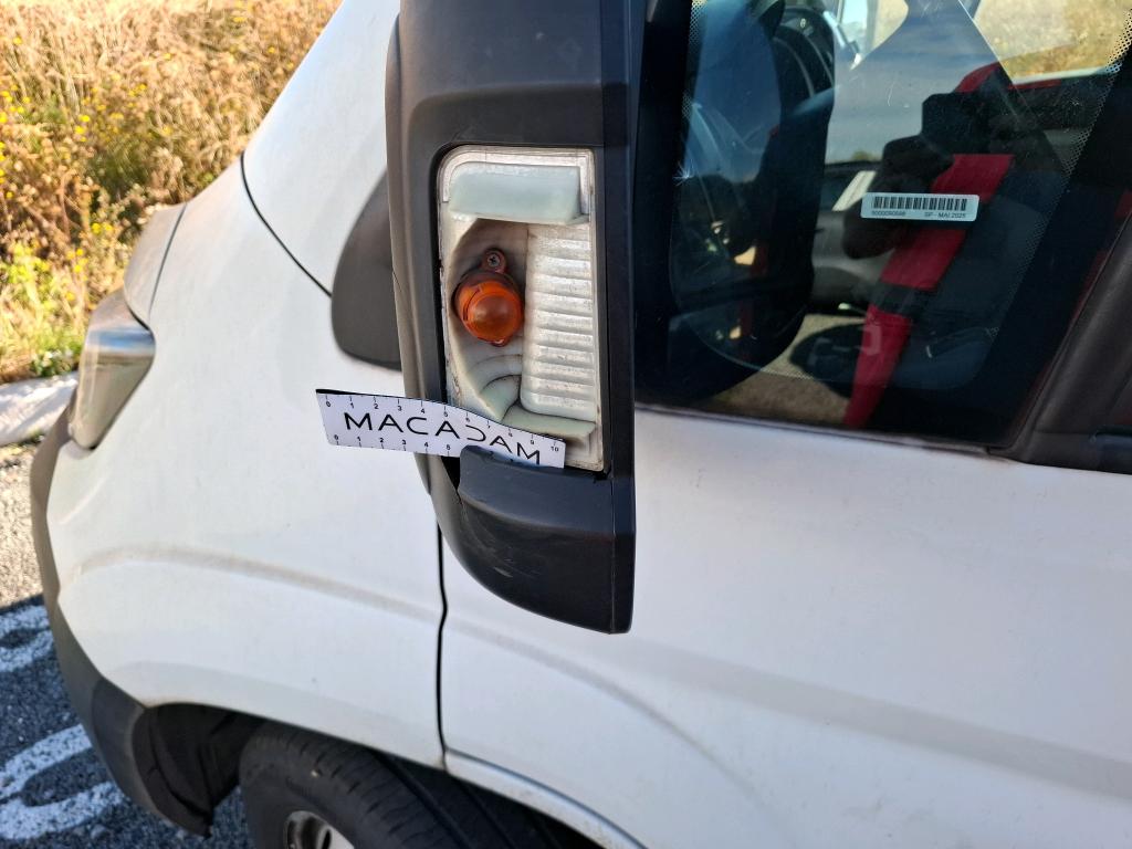 PEUGEOT BOXER FOURGON TOLE 335 L2H2 BLUEHDI 130 PREMIUM PACK 2019