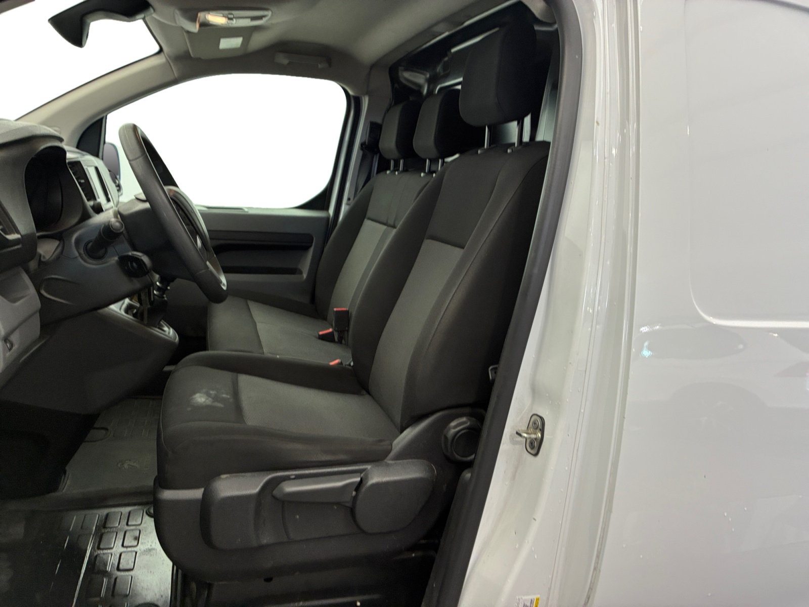PEUGEOT EXPERT FGN TOLE STANDARD BLUEHDI 100 S&S BVM6 PREMIUM 2022