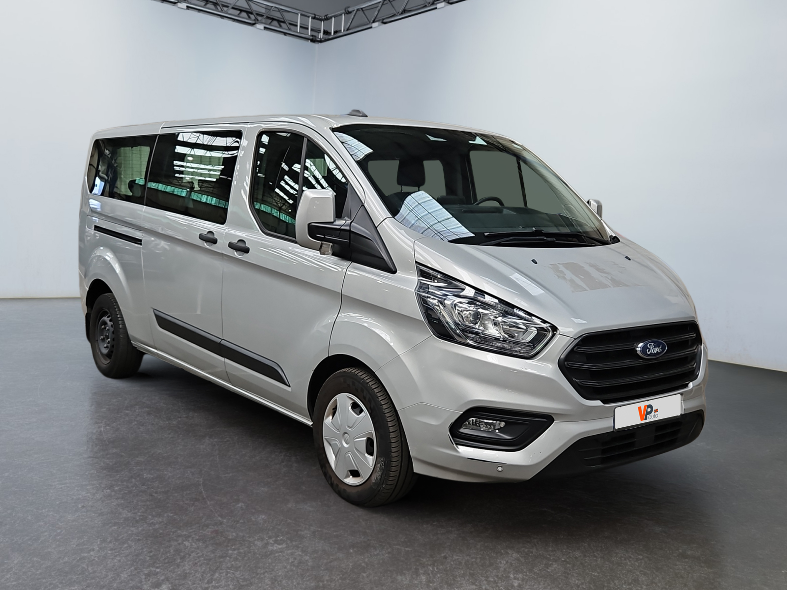 FORD TRANSIT Custom KOMBI 320 L2H1 2.0 EcoBlue 130 Trend Business 2023