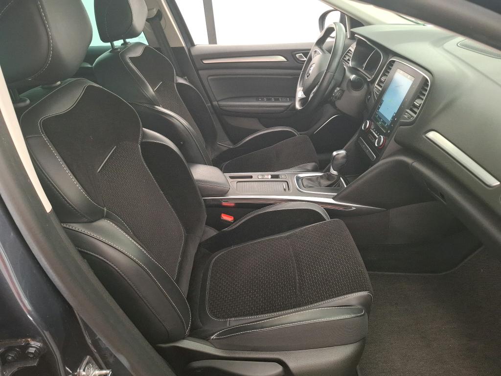 RENAULT MÉGANE MEGANE IV BERLINE Blue dCi 115 EDC Intens 2019