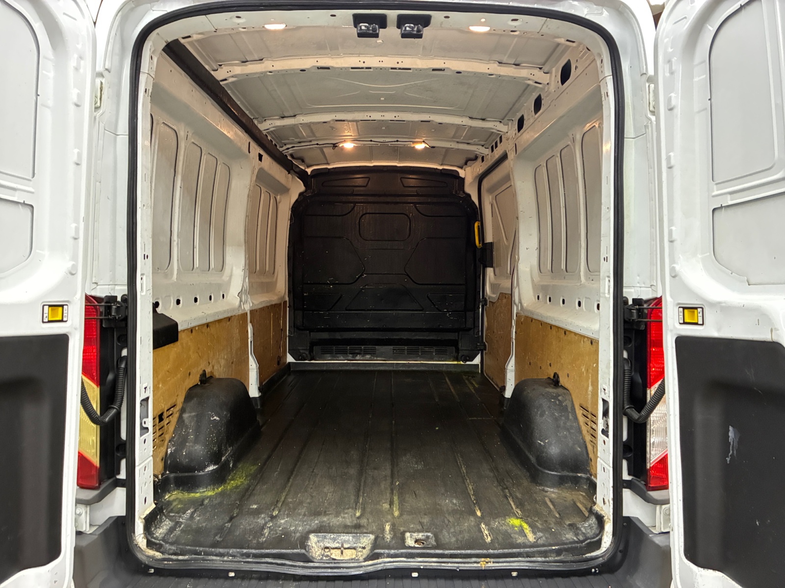 FORD TRANSIT FOURGON T330 L3H2 2.2 TDCI 125 TREND 2016