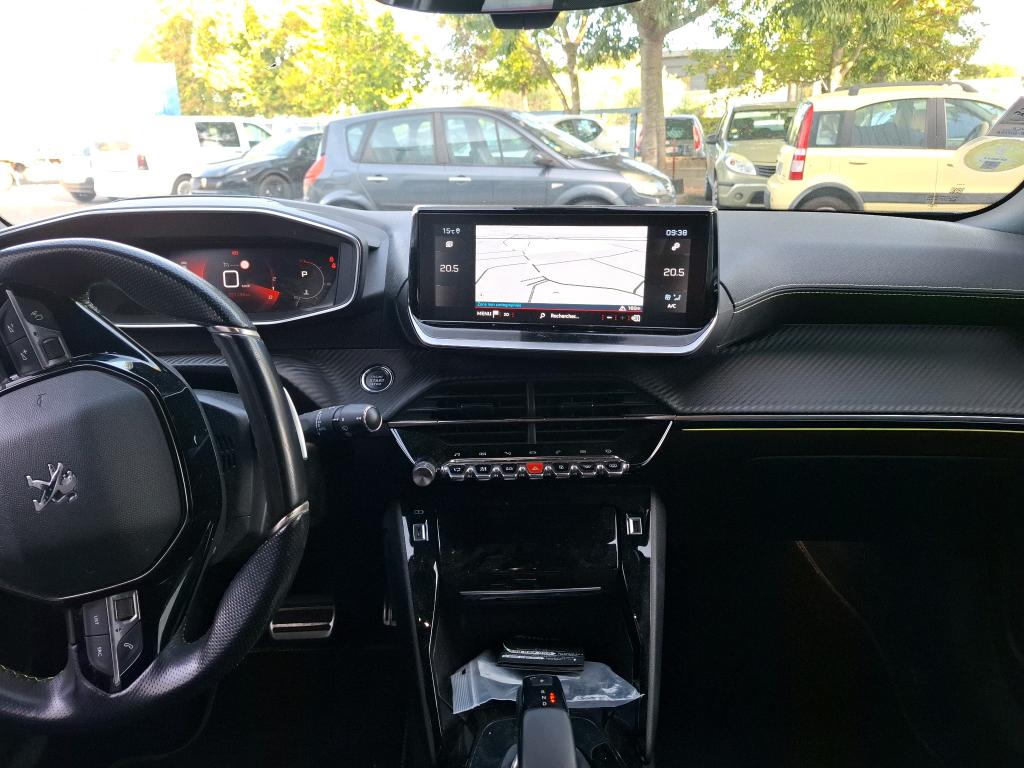 PEUGEOT 2008 BlueHDi 130 S&S EAT8 GT 2022