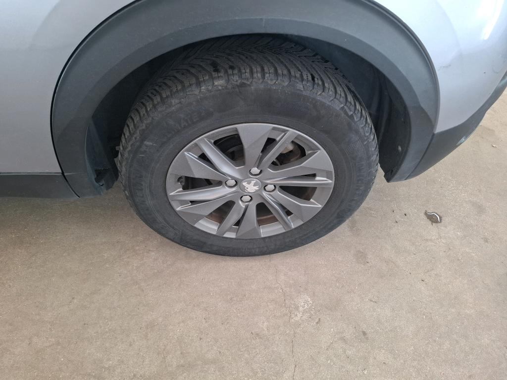 PEUGEOT 2008 PureTech 130 S&S EAT8 Active Pack 2022