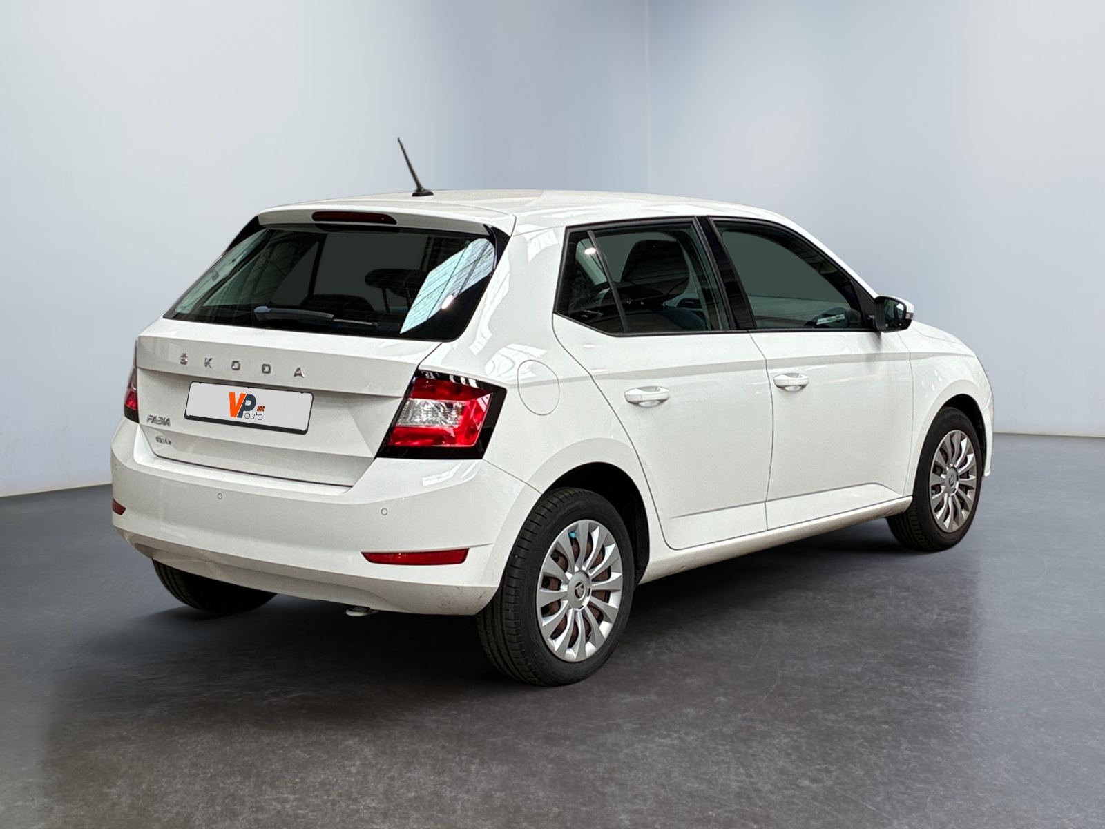 SKODA Fabia 1.0 MPI 60 ch BVM5 Business 2020