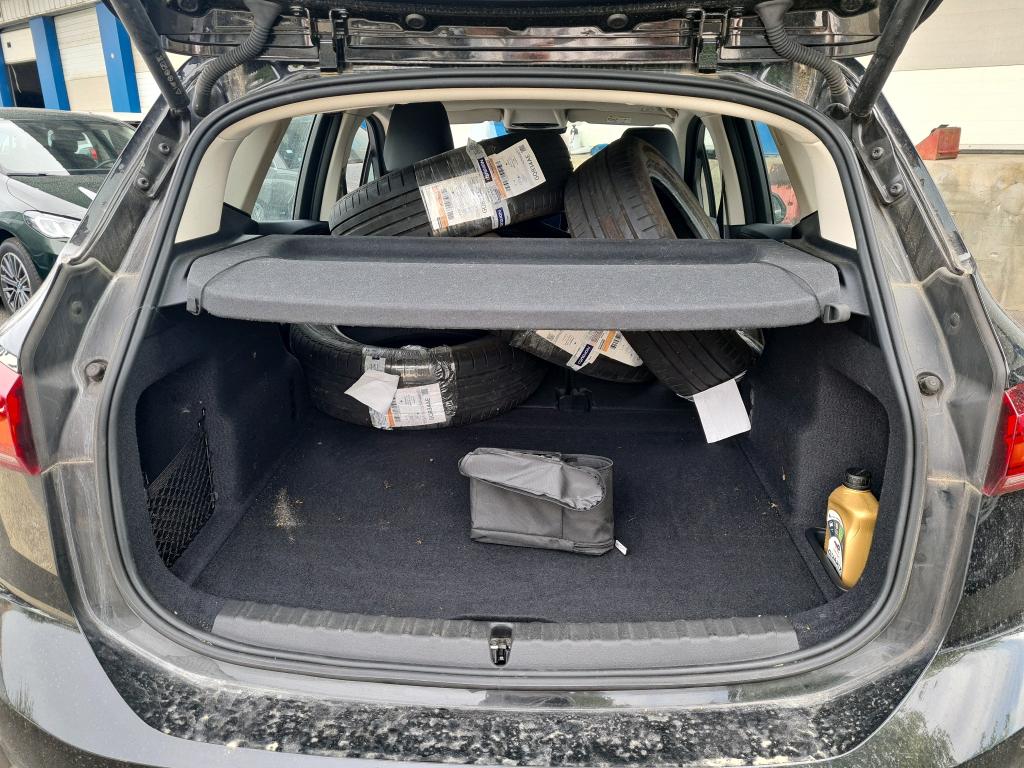 BMW SERIE 2 ACTIVE TOURER 218d 150 ch DKG7 Luxury 2023