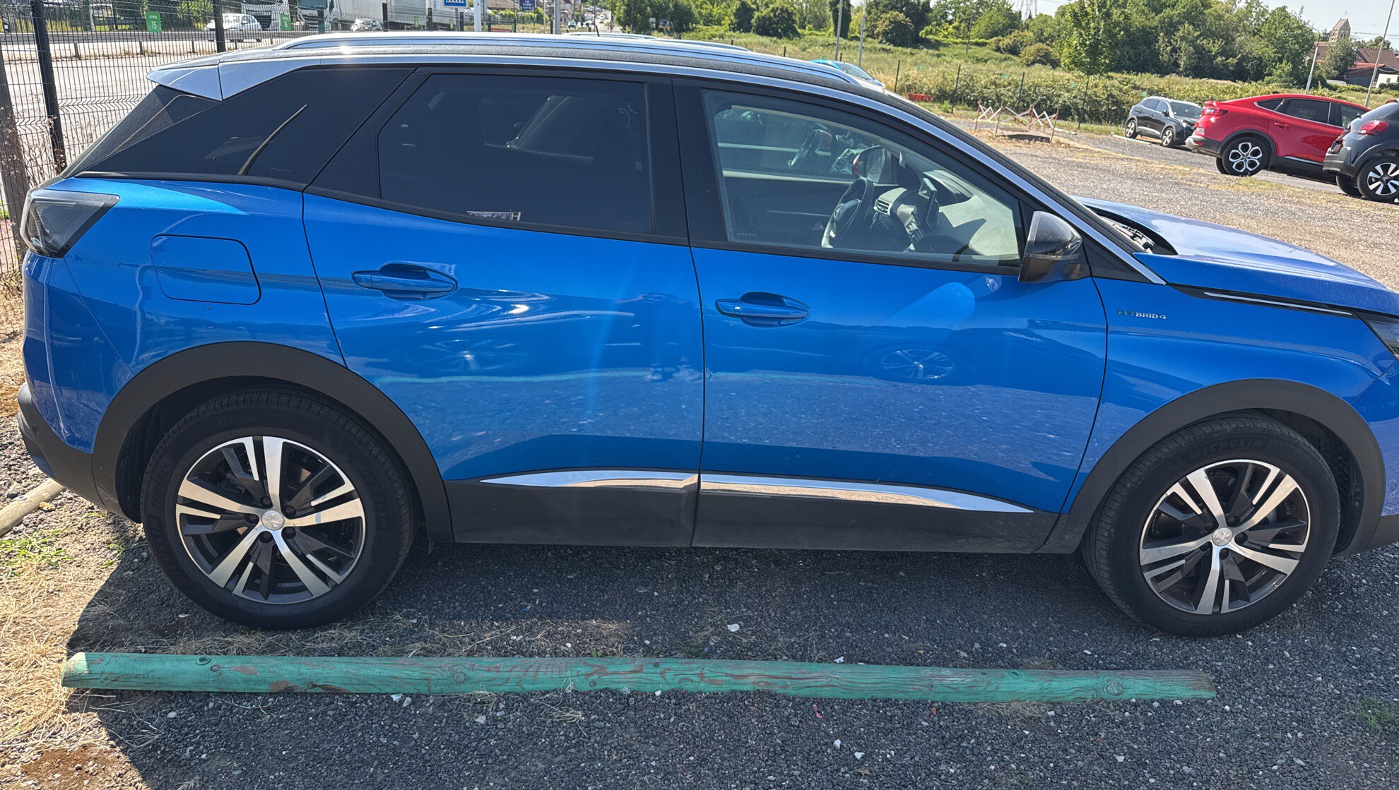 PEUGEOT 3008 Hybrid4 300 e-EAT8 Allure Pack 2021