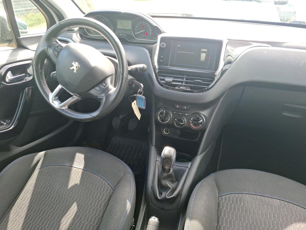 PEUGEOT 208 1.2 PureTech 82ch BVM5 Style 2018