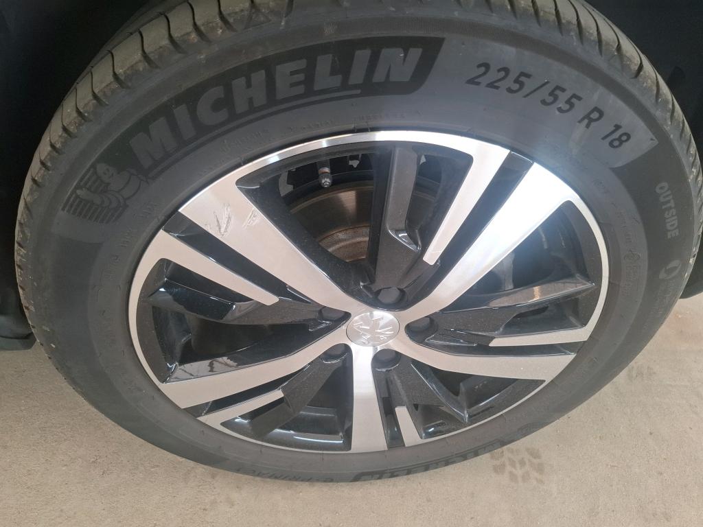 PEUGEOT 3008 Hybrid 225 e-EAT8 GT 2023
