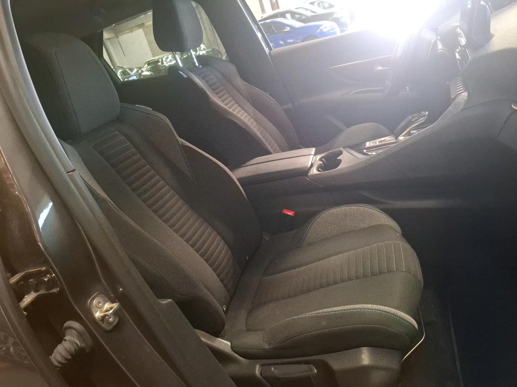 PEUGEOT 3008 BlueHDi 130ch S&S EAT8 Style 2022