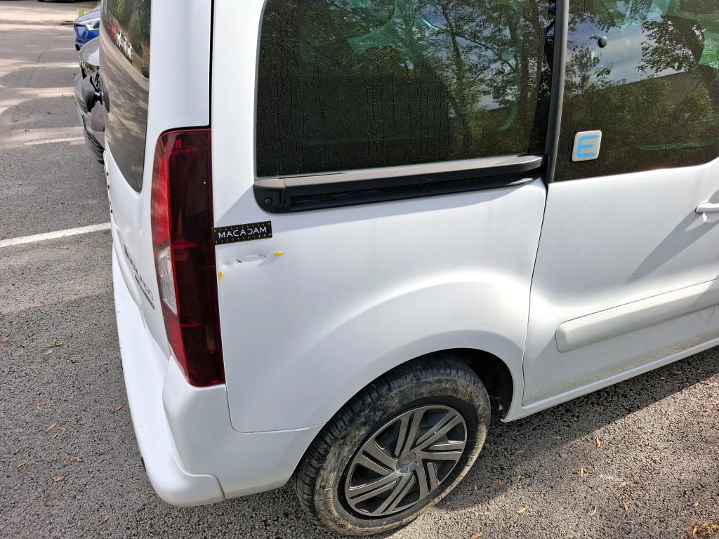CITROEN BERLINGO E-BERLINGO MULTISPACE Taille M Feel Nav Blanc Banquise 2019