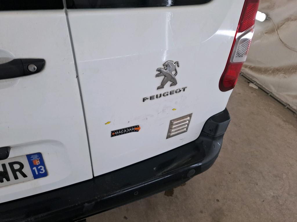 PEUGEOT PARTNER FGN FOURGON STANDARD 650 KG BLUEHDI 75 BVM5 PREMIUM 2021