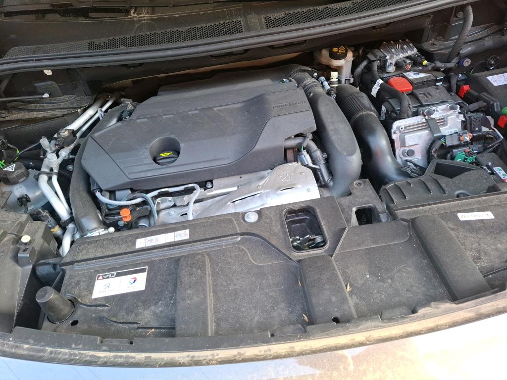 PEUGEOT 3008 Hybrid 225 e-EAT8 Allure Pack 2022