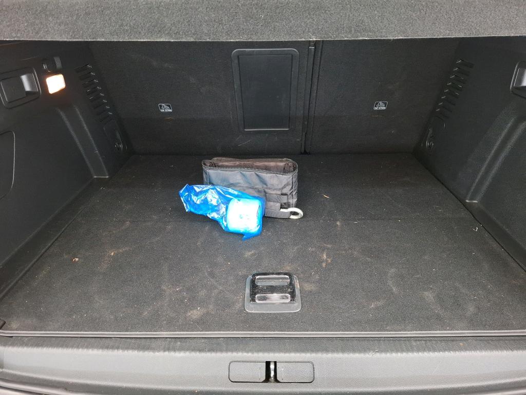 PEUGEOT 3008 Hybrid 225 e-EAT8 Allure Pack 2023