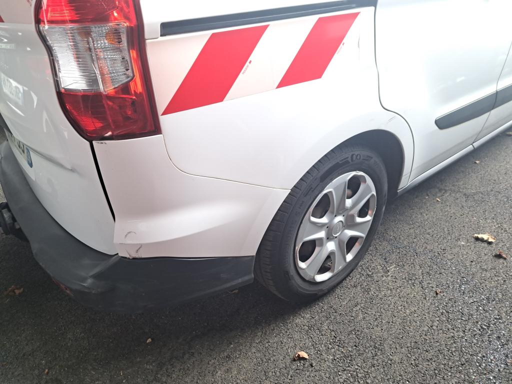 FORD TOURNEO COURIER 1.5 TDCI 75 BV6 S&S Ambiente 2020