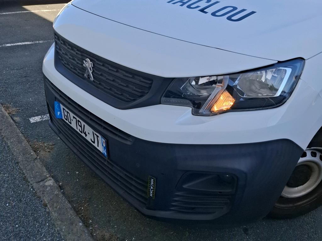 PEUGEOT PARTNER FGN FOURGON STANDARD 650 KG BLUEHDI 100 S&S BVM5 PREMIUM 2021
