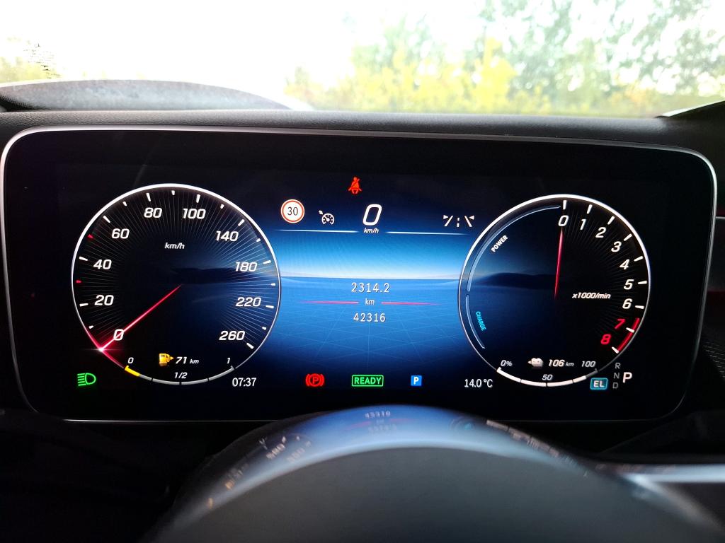 MERCEDES GLC 300 e 9G-Tronic 4Matic Business Line 2023