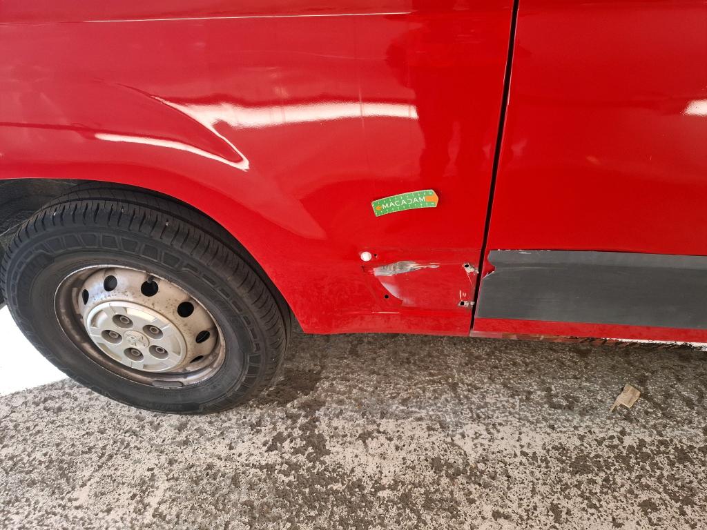PEUGEOT BOXER FOURGON TOLE 335 L2H2 BLUEHDI 130 PREMIUM 2017